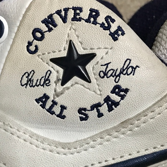 Converse All-Star Chuck Taylor Leather Hightops - Picture 5 of 8